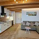 Apartamento Mit Aussichthochzehn Himmelberg