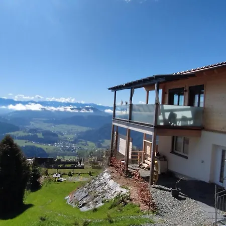 Mit Aussichthochzehn *