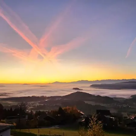 Mit Aussichthochzehn Διαμέρισμα *